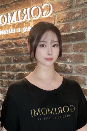 明日花(あすか)